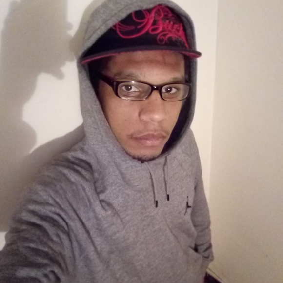 Meet your Posher, Devante - Picture 1 of 1